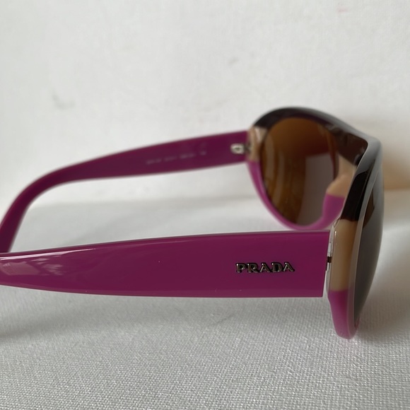 Authentic Prada Sunglasses. - Picture 6 of 12